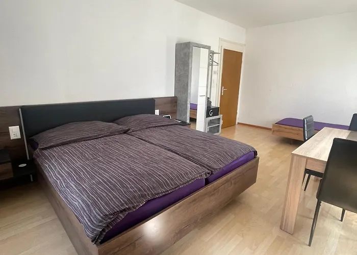 Hostal Walters Entrelagos